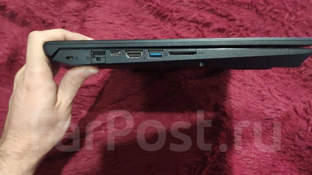 Acer Nitro 5. 15.6", 2����, ��� 8 ��, ���� 128���, WiFi: 1, Bluetooth: 1, ����������� �� 6��. ����