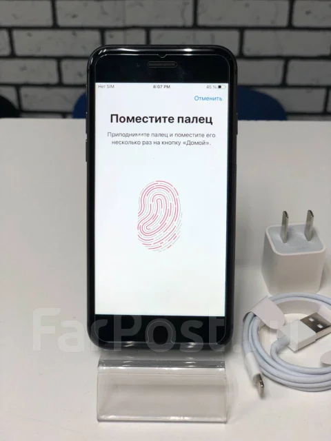 Apple iPhone 8. �/�, ������, 4G LTE, NFC ����