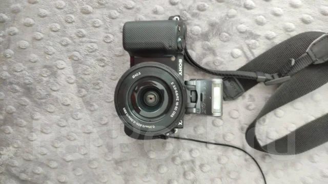 Sony Alpha NEX-5T. 15 - 19.9 �� ����