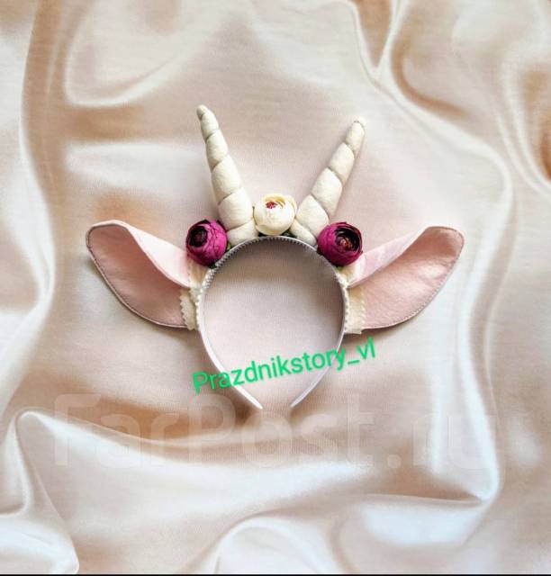 DIY Purim Crafts: Unicorn Ears with Red Roses