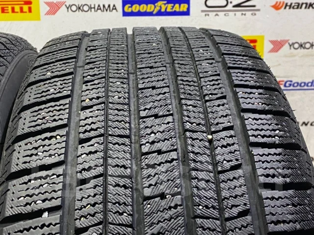 Streamstone. ������, 2020 ���, �/�, ����� �� 5 % ����