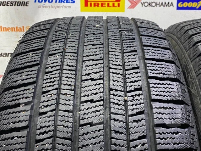 Streamstone. ������, 2020 ���, �/�, ����� �� 5 % ����