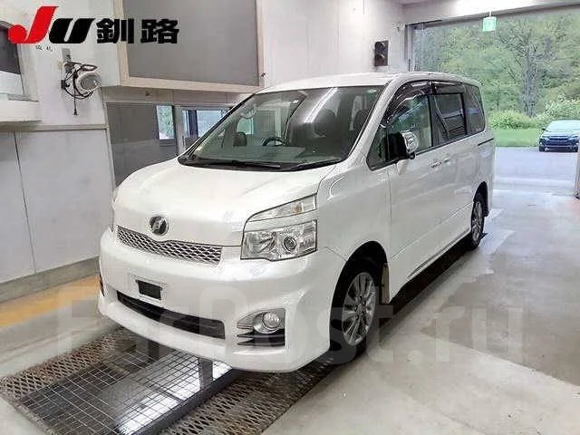 Toyota Voxy. �������, 4wd, 2.0, ������, 50 000����. ��, �/�. ��� ����� �� ������������ ����