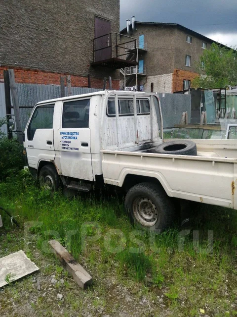 Toyota Hiace ����