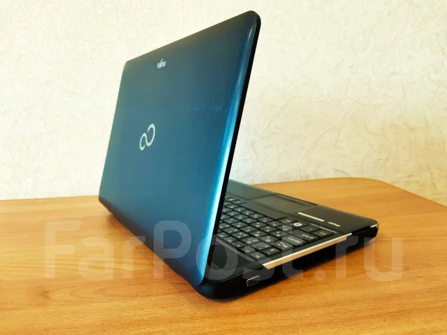 Fujitsu LifeBook A512. 15.6", 2,2����, ��� 4 ��, ���� 500���, WiFi: 1, Bluetooth: 1, ����������� �� 2��. ��� ����� �� ������� ����
