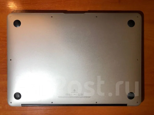 Apple MacBook Air 13 2011 Mid MC965. WiFi: 1, Bluetooth: 1 ����