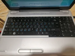 Toshiba Satellite L500. 15.6", ��� 4 ��, ���� 160���, WiFi: 1, ����������� �� 1��. ����