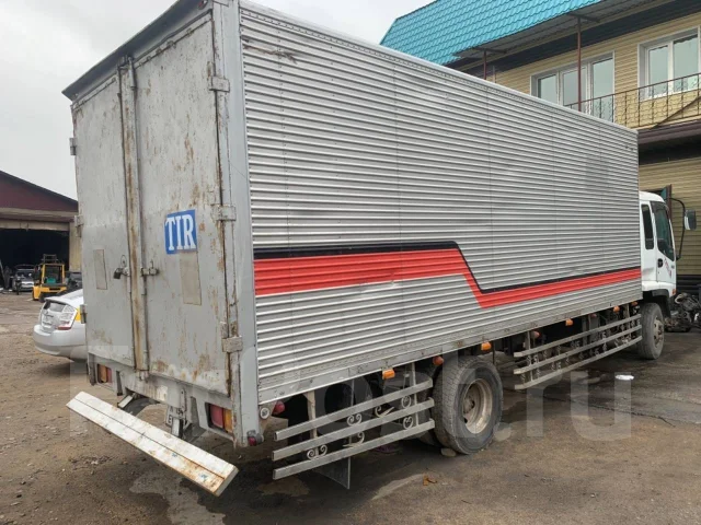Isuzu Forward ����