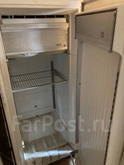 Холодильник ЗИЛ (СССР), б/у, в наличии. Цена: 3 700₽ во Владивостоке