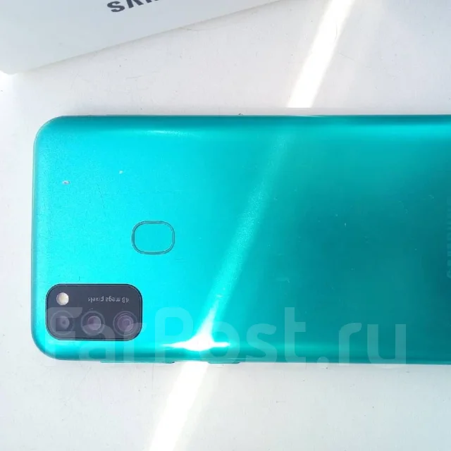 Samsung Galaxy M21. �/�, �����, 3G, 4G LTE, Dual-SIM, NFC ����