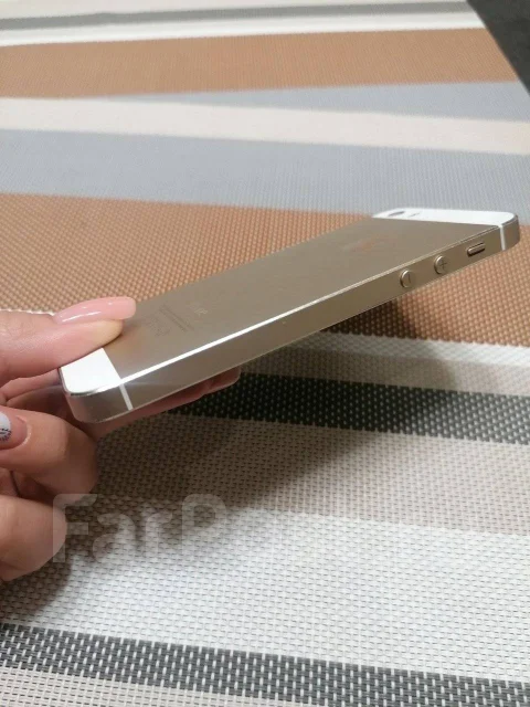 Apple iPhone 5s. �/�, ������� ����