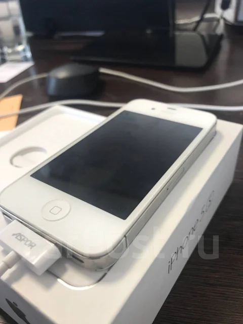 Apple iPhone 4. �/�, �����, 3G, 4G LTE ����