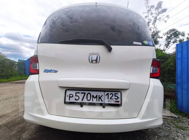 Honda Freed Spike. ��������, ��������, 1.5 (118��.�.), ������, 162����. �� ����