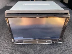 Clarion NX702 ����