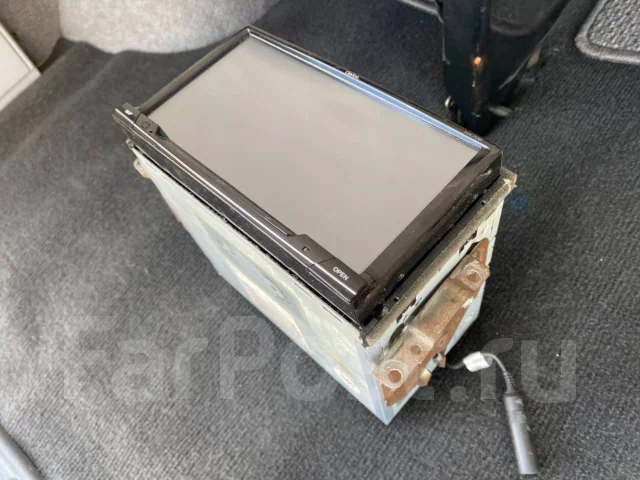 Clarion NX702 ����