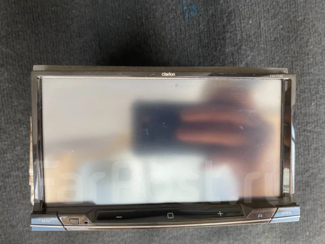 Clarion NX702 ����