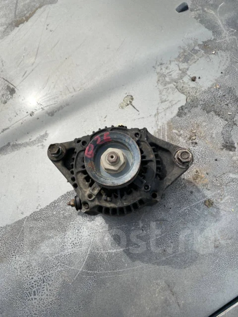 ������ ��������� Toyota Corolla EE90 27060-10100 ����