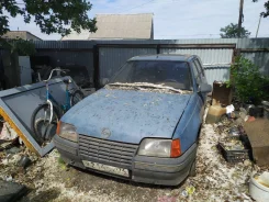 Opel Kadett. 1, 1 6DA ����
