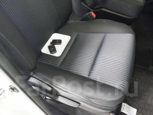 Toyota Voxy. �������, ��������, 2.0, ������, 34 000����. ��, �/�. ��� ����� �� ������������ ����