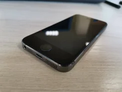 Apple iPhone 5s. �/�, �����������, 4G LTE ����