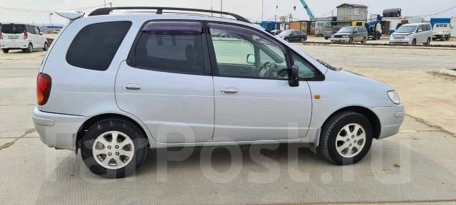 Toyota Corolla Spacio. �������, ��������, 1.6 (110��.�.), ������, 140 000����. �� ����
