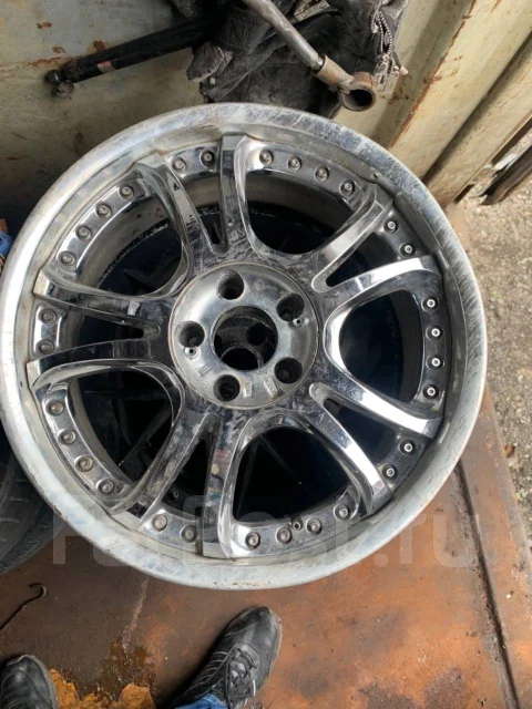Jawa. x18", 5x114.3 ����