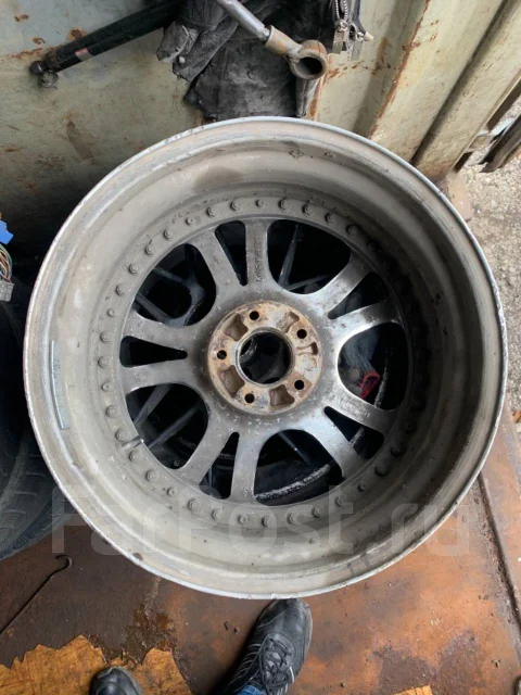 Jawa. x18", 5x114.3 ����