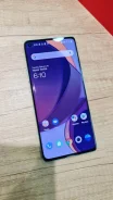 OnePlus 8. �/� ����