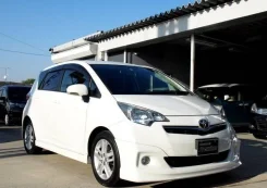 Toyota Ractis. �������, ��������, 1.5 (109��.�.), ������, �/�. ��� ����� �� ������������ ����