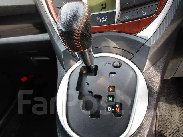 Toyota Ractis. �������, ��������, 1.5, ������, �/�. ��� ����� �� ������������ ����