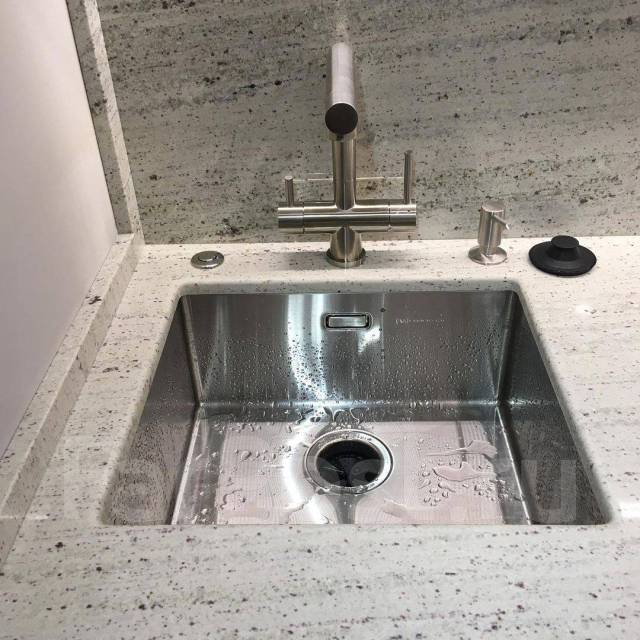 Ремонт и установка душевых кабин, джакузи, инсталяции во Владивостоке