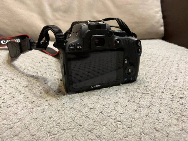 Canon EOS 100D. 15 - 19.9 ��, ���: 3� ����