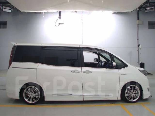 Toyota Esquire. ��������, ��������, 1.8 (99��.�.), ������, 39����. ��, �/�. ��� ����� �� ������������ ����