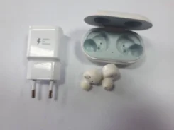 Samsung Galaxy Buds ����