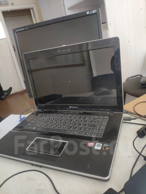 Gateway. 15.6", 2,1����, ��� 3072 ��, ���� 250���, WiFi: 1, Bluetooth: 1, ����������� �� 2��. ����