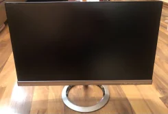 Asus. 24" ����