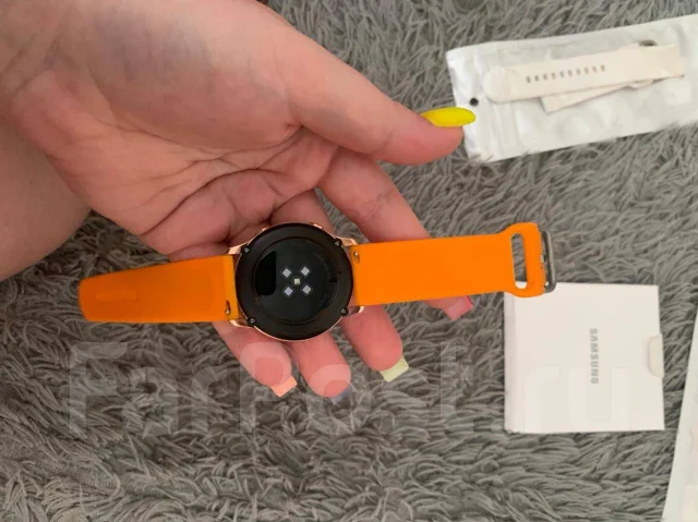 Samsung Galaxy Watch Active. GPS, NFC ����