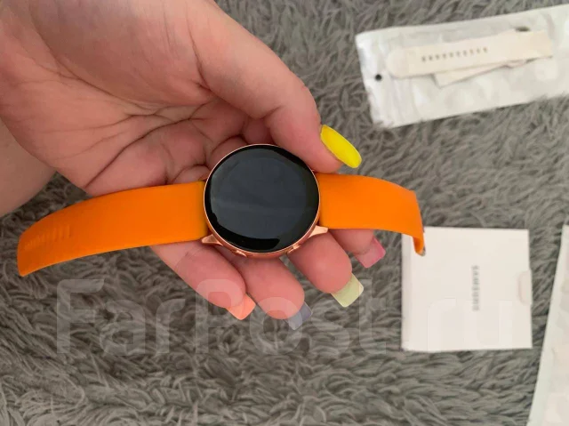 Samsung Galaxy Watch Active. GPS, NFC ����