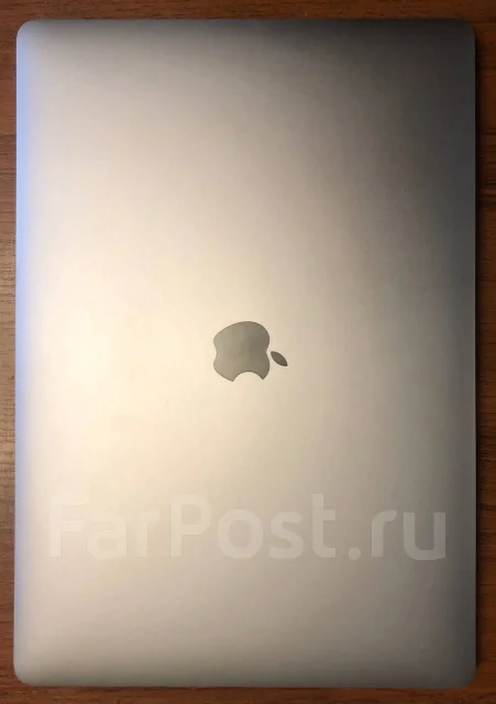 Apple MacBook Pro 15. 15.4", 2,6����, ��� 16 ��, ���� 512���, WiFi: 1, Bluetooth: 1, ����������� �� 4��. ����