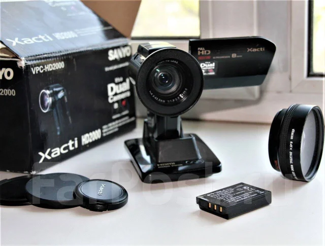 Sanyo Xacti VPC-HD2000. � ���������� ����