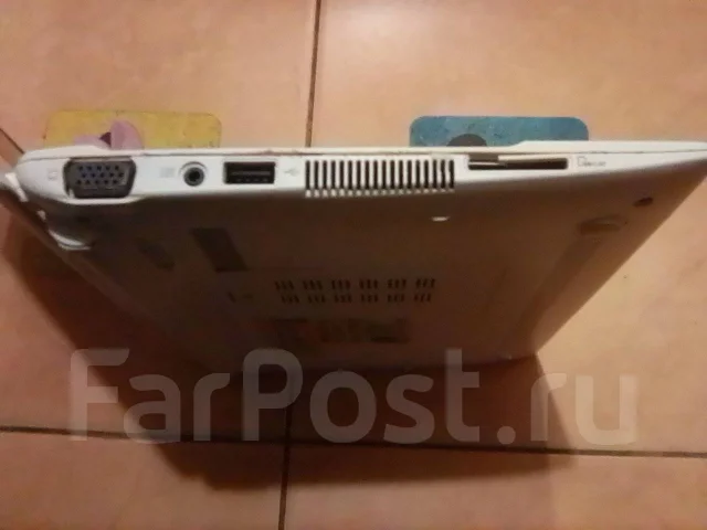 Asus Eee PC X101H. 1 600����, WiFi: 1, Bluetooth: 1 ����