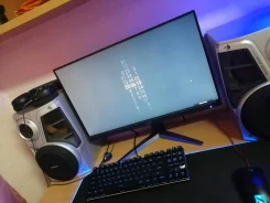 Acer. 23.8" ����