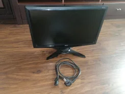 Acer. 50" ����