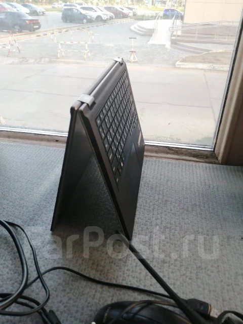Lenovo IdeaPad Yoga 11. 11.6", 1,3����, ��� 2048 ��, ���� 32���, WiFi: 1, Bluetooth: 1, ����������� �� 7��. ����