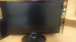 Samsung. 21.5" ����