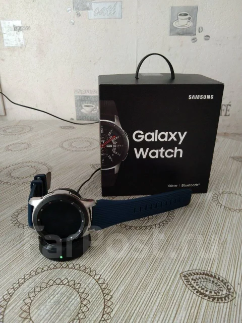 Samsung Galaxy Watch. GPS, NFC, IP68 ����
