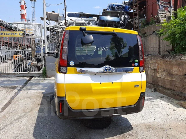 Toyota Noah. ZWR800156719, 2ZRFXE ����