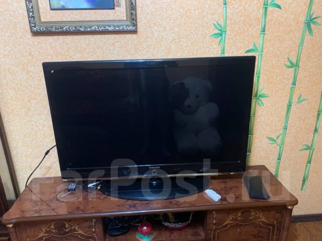 Samsung LE46M87BD. ������ ����