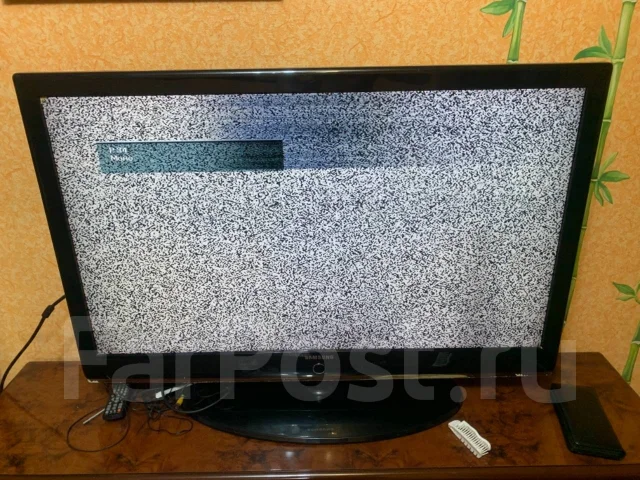Samsung LE46M87BD. ������ ����