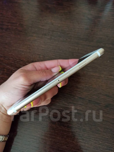 Apple iPhone 7. �/�, �������, 4G LTE ����